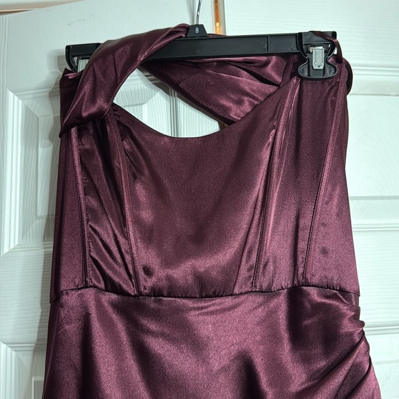 Galina Signature Burgundy Corseted Halter Gown  size 10 - Picture 3 of 12